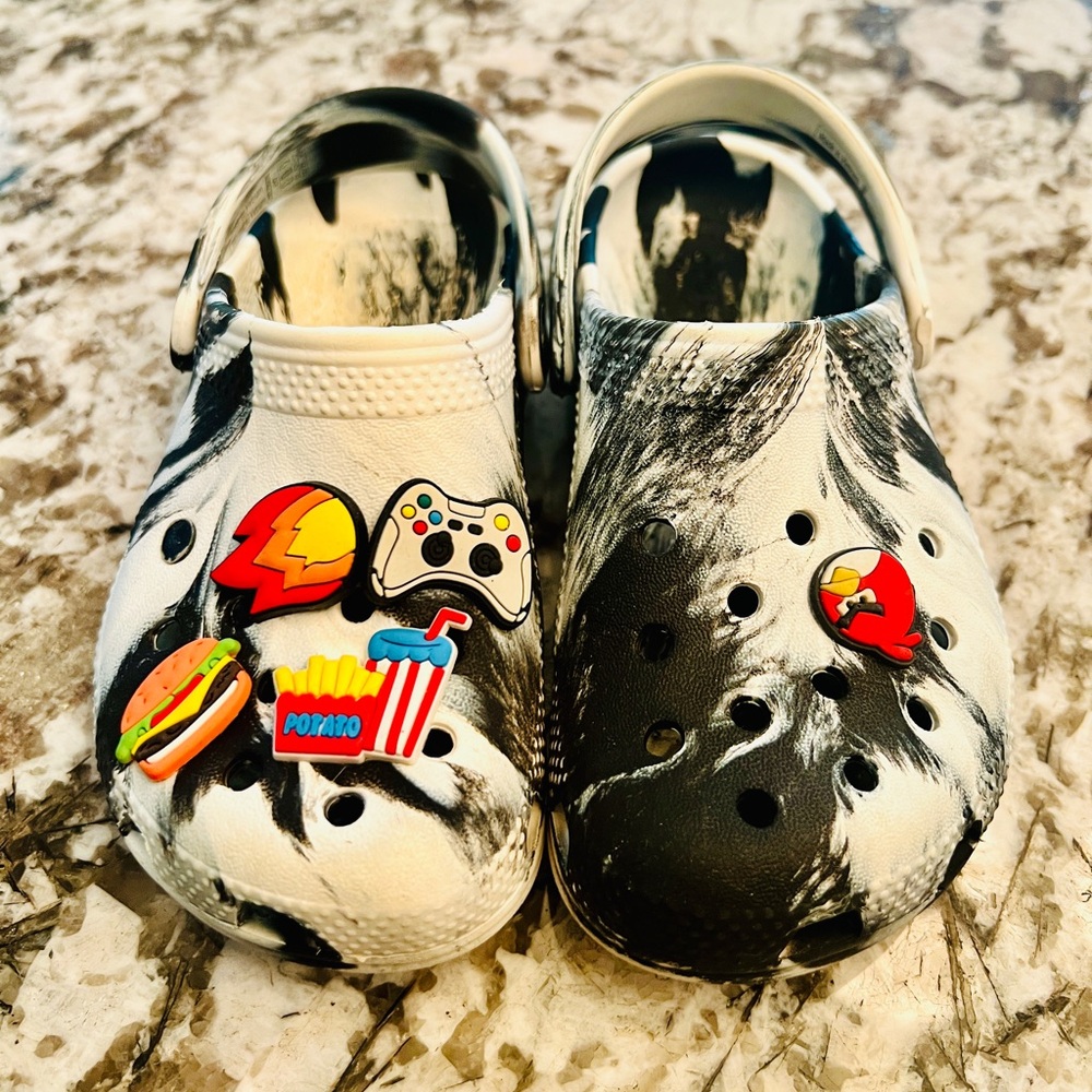 Original Kids Crocs- Size 10. They are in excellent condition.